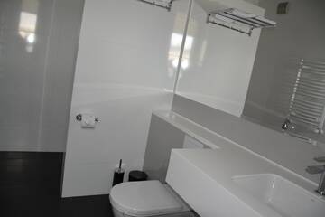 Фото номера Двухместный номер с 2 отдельными кроватями Апарт-отели EMEF Centrum Szkoleniowo-Serwisowe г. Сокулка 3